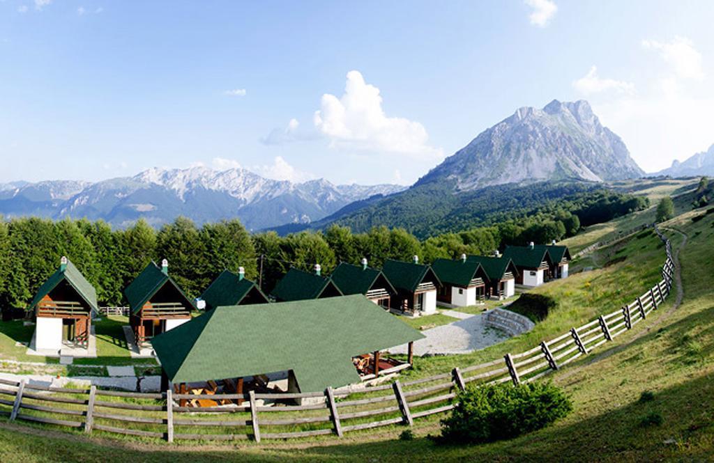 فيلا Krajistaفي Chalets Etno Selo Stavna المظهر الخارجي الصورة